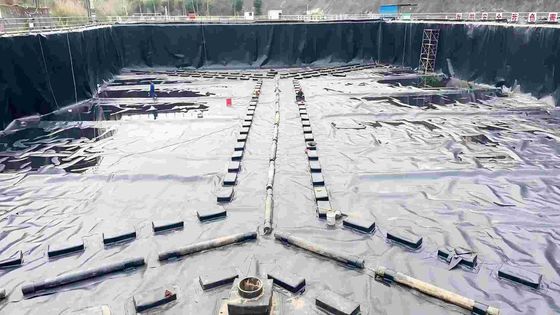 Geomembrana lisa de HDPE resistente a los químicos ideal para entornos complejos