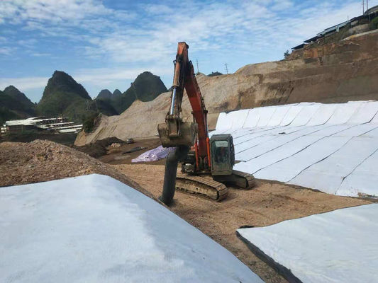Núcleo de bentonita de sodio natural para barreras hidráulicas superiores