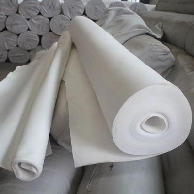 100-800 g/m2 Geotextil de fibras básicas con alta permeabilidad al agua Filtración de drenaje Mejorar la calidad del proyecto y reducir los costes de construcción