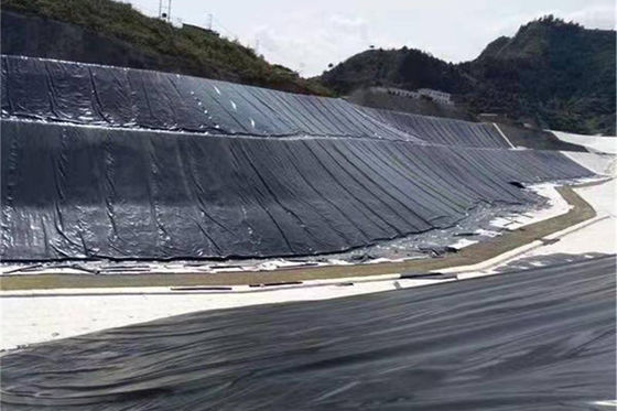 Barrera de fluidos superior y protección a largo plazo Geomembrana de HDPE