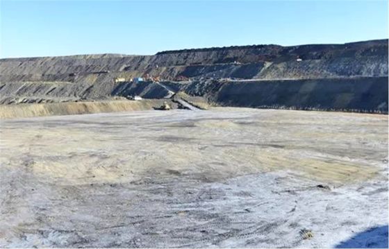 Geotextil de polipropileno no tejido con alta permeabilidad al agua, excelente resistencia a las perforaciones y resistencia a los rayos UV para sistemas de drenaje de minas