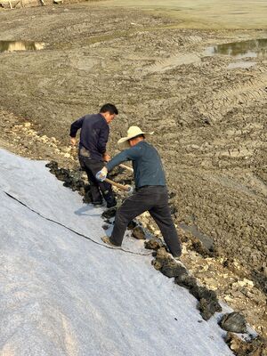 Cubierta de cemento flexible de curado rápido ️ Cubierta de hormigón duradera de 4 m de ancho para una construcción rápida