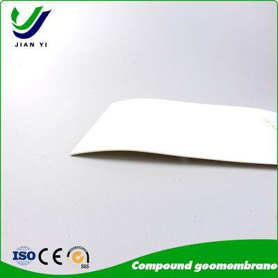 Geomembrana Compuesta de HDPE Multifuncional para Refuerzo y Antifiltración en Ingeniería Civil