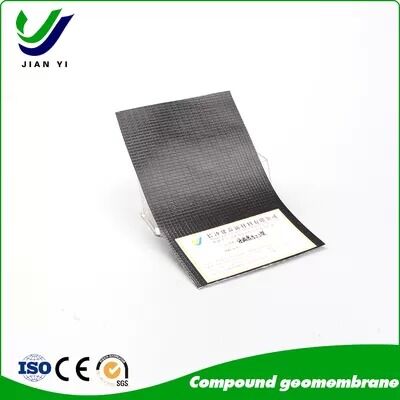 0Membrana geocompuesta de HDPE de.2 mm-1.0 mm de espesor con configuraciones 1G1M y 2G1M para el proyecto anti filtración